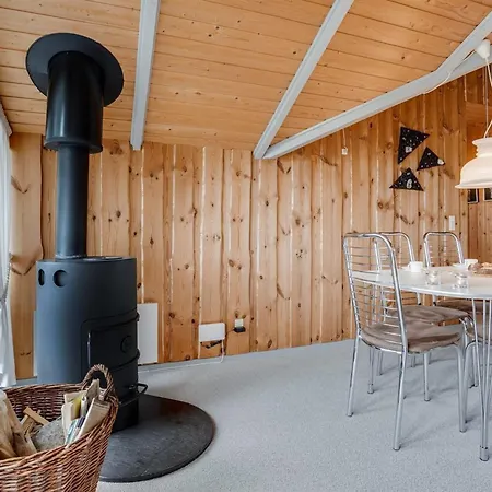 Bryniulf - 1-8km From The Sea By Interhome Bolilmark